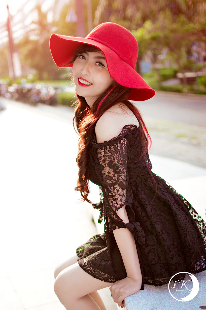 美女撒尿全过程